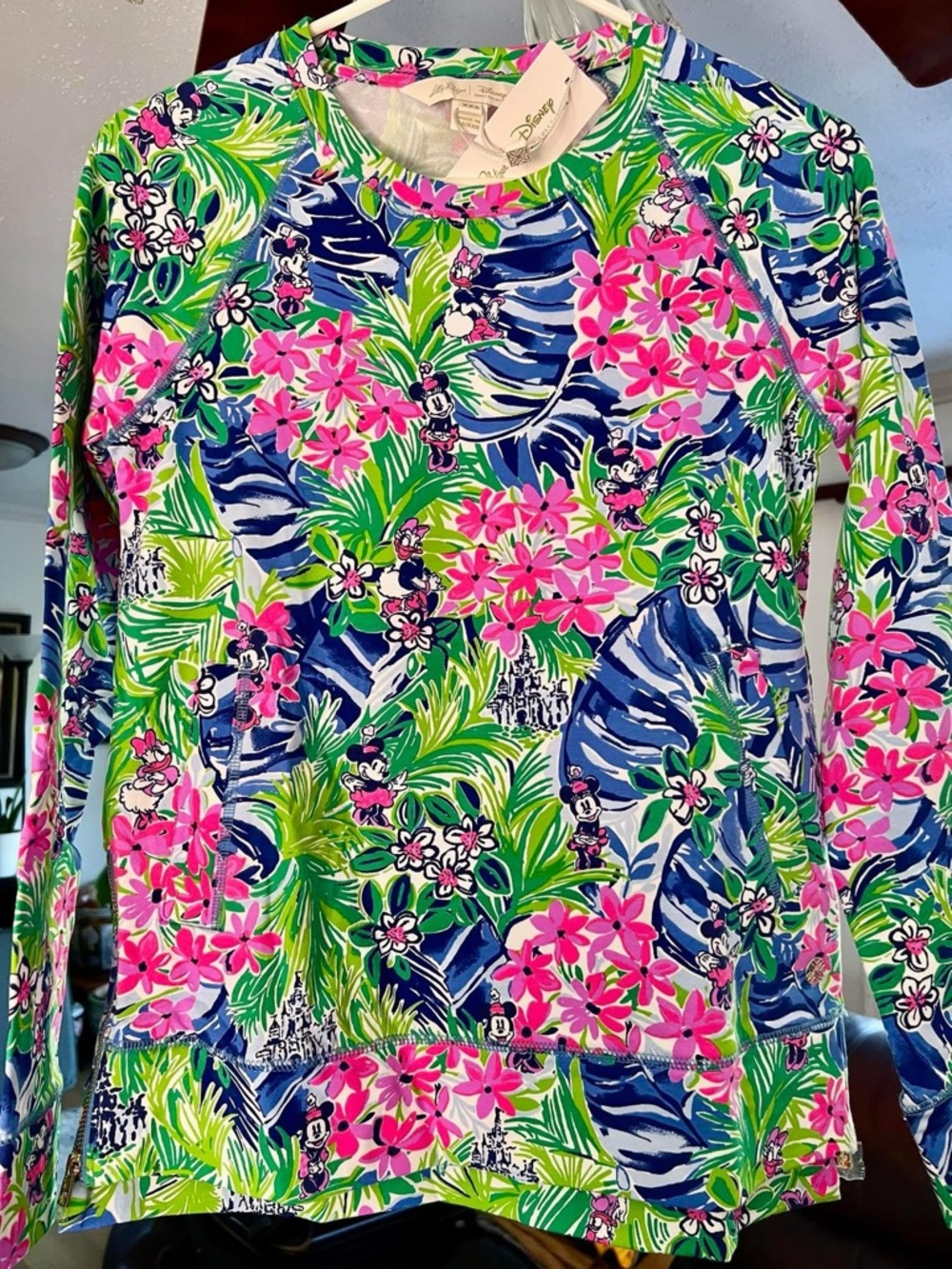 NWT Lilly Pulitzer Beachcomber Pullover Disney Dreamin.